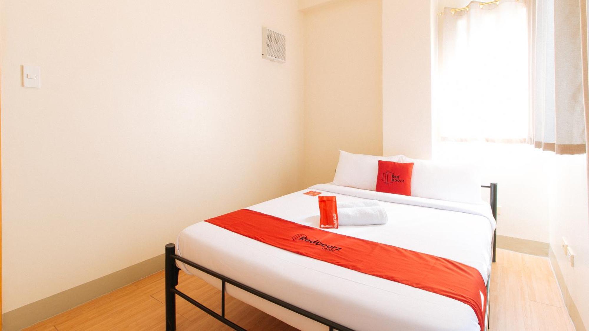 Reddoorz Plus At Alpina Heights Paranaque Paranaque City Екстериор снимка